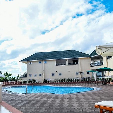 Faith Cricket Club & Resort Bhopal Zewnętrze zdjęcie