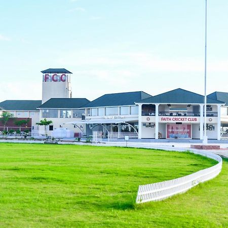 Faith Cricket Club & Resort Bhopal Zewnętrze zdjęcie