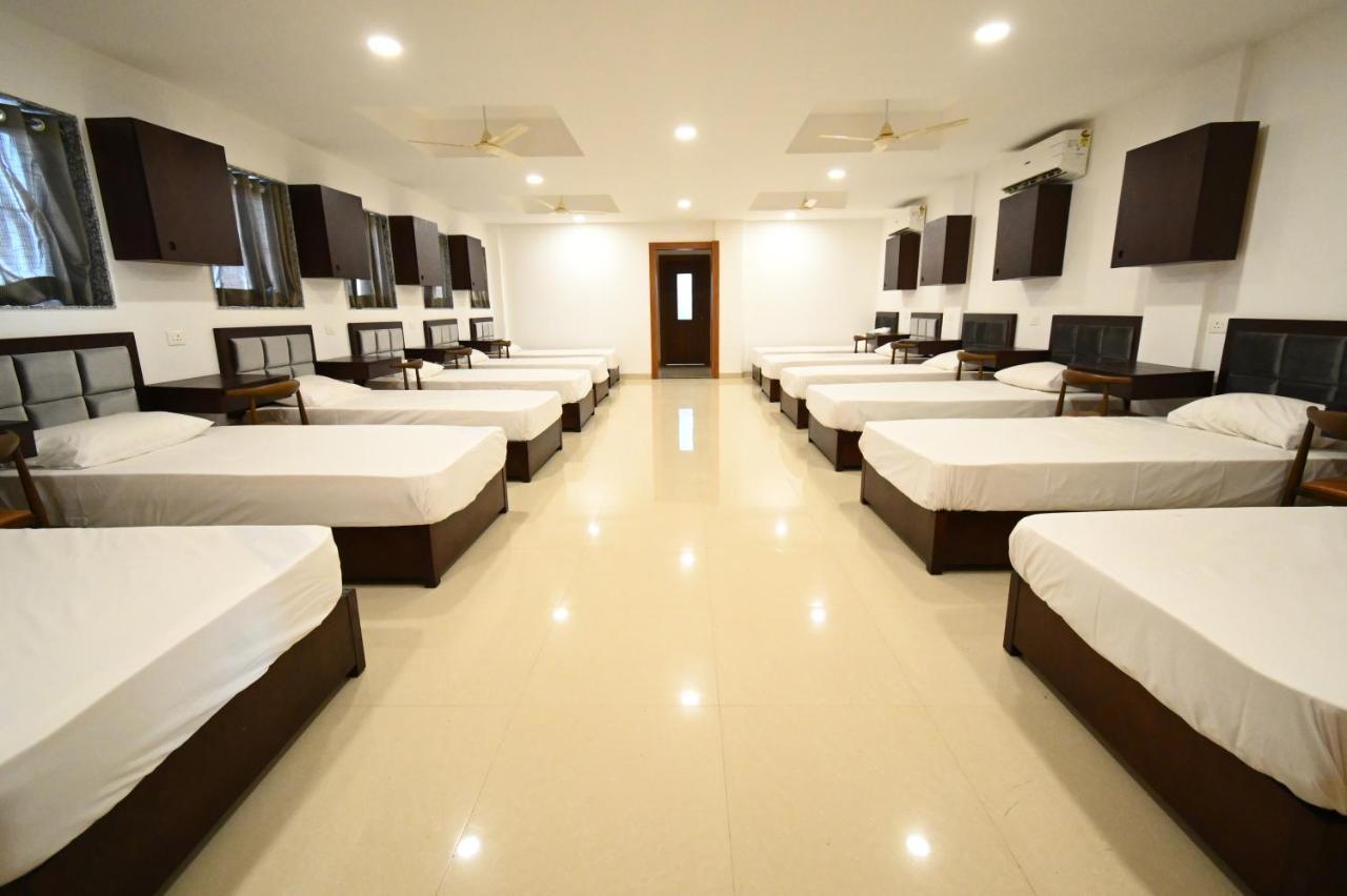 Faith Cricket Club & Resort Bhopal Zewnętrze zdjęcie