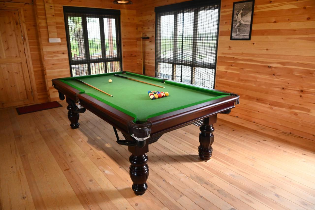 Faith Cricket Club & Resort Bhopal Zewnętrze zdjęcie