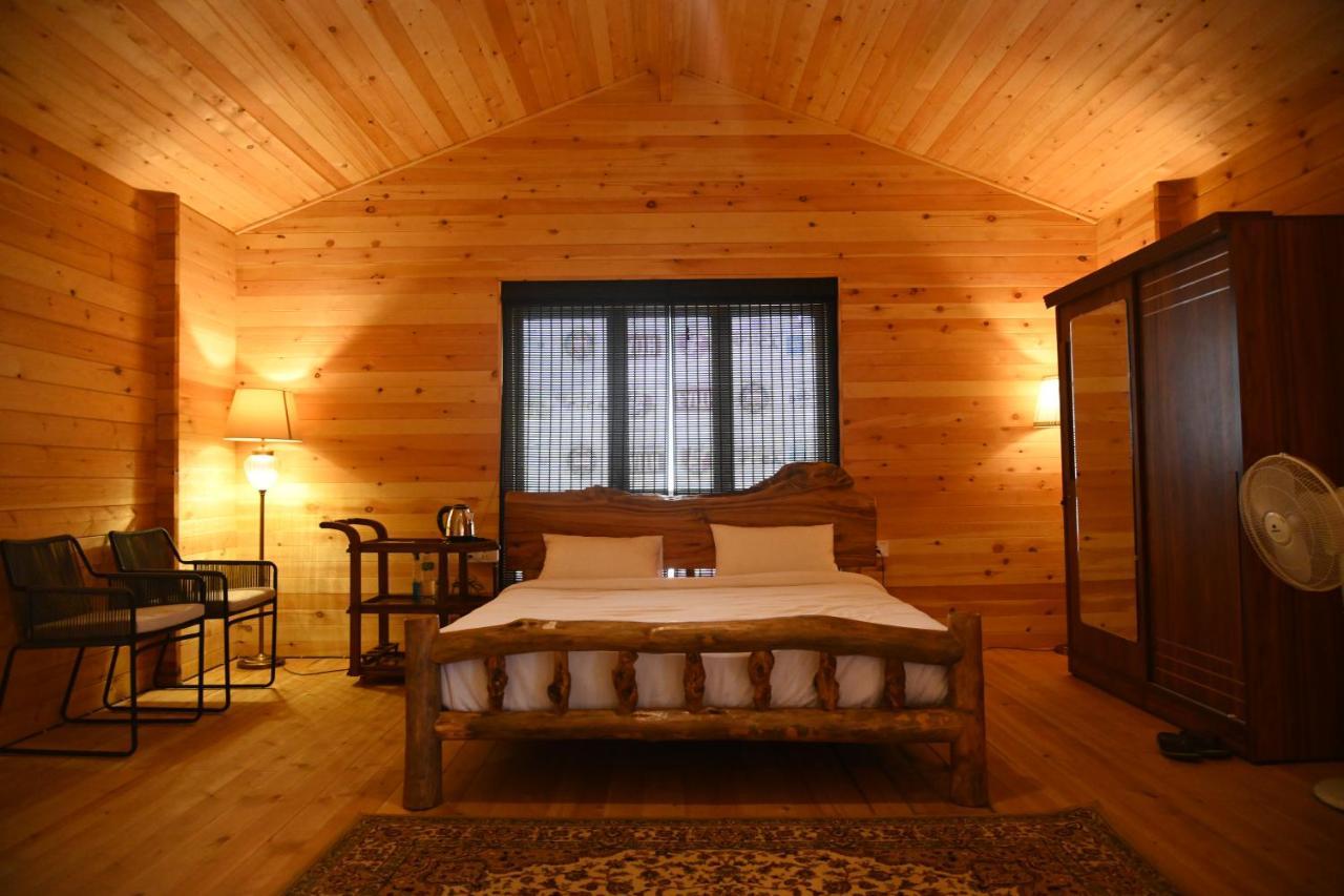 Faith Cricket Club & Resort Bhopal Zewnętrze zdjęcie